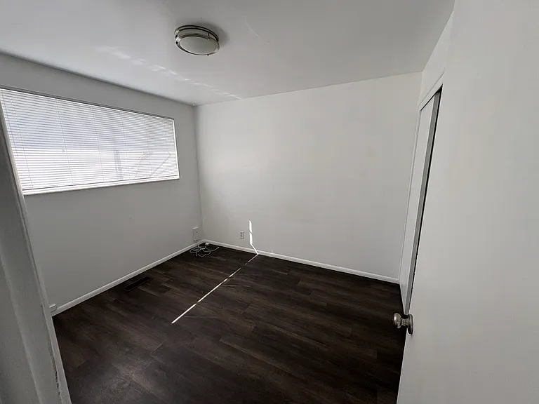 2630 S Windsor Cir #3 — Photo 9