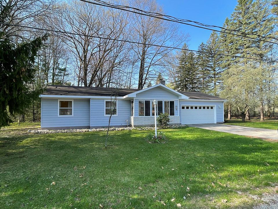 415 Ontario St, Houghton Lake, MI 48629 Zillow