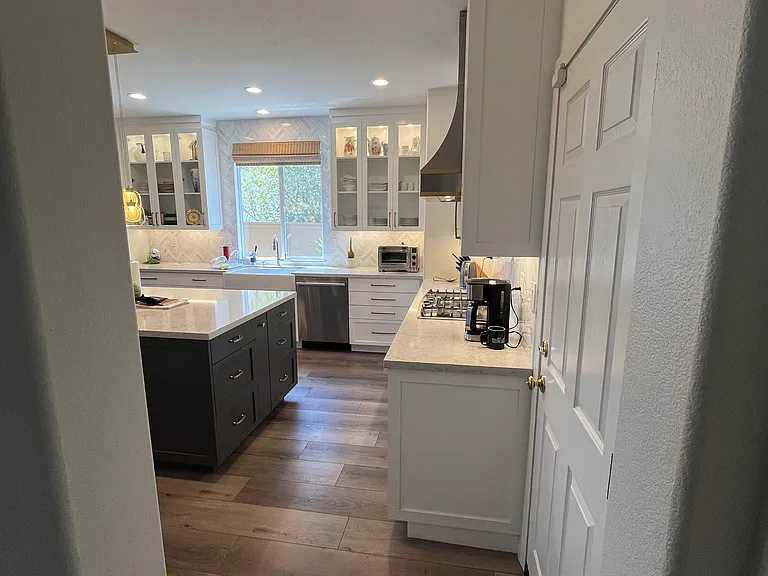 Sierra Mesa Ct — Photo 3