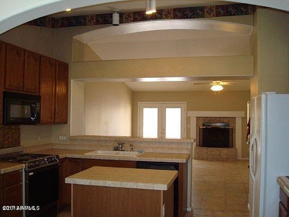 Kitchen looking to L/R