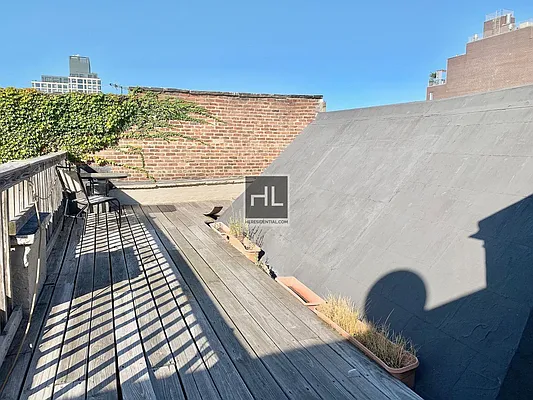 Rented by Highline Residential | media 22
