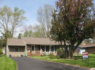 1650 Westview Dr, Findlay, OH 45840