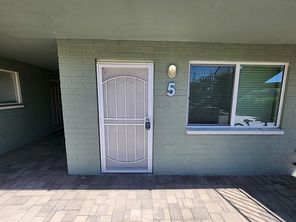 5th image of 208 E Virginia Ave #15