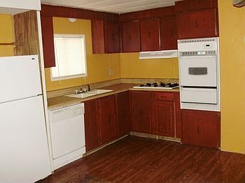 222 TC Kitchen.jpg