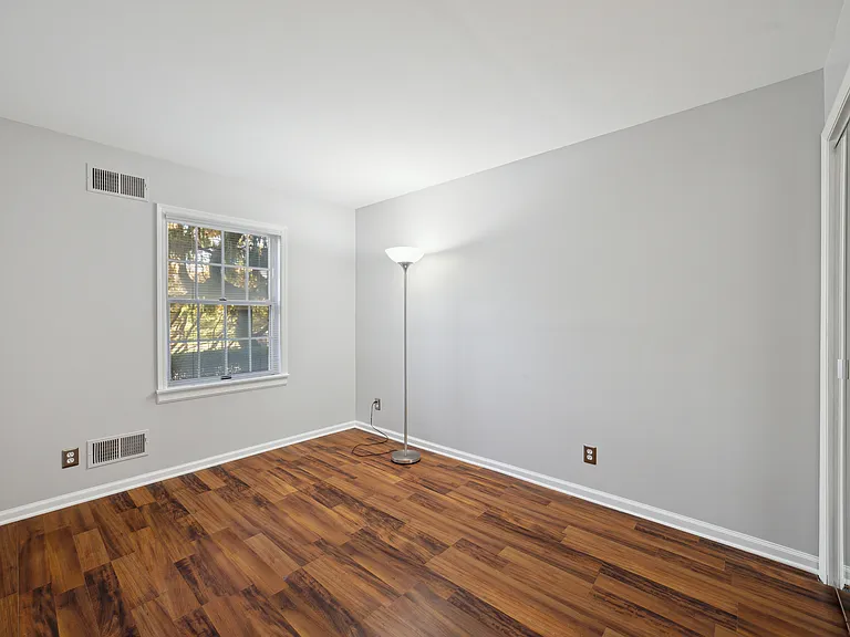 70 Harristown Rd #1 — Photo 16