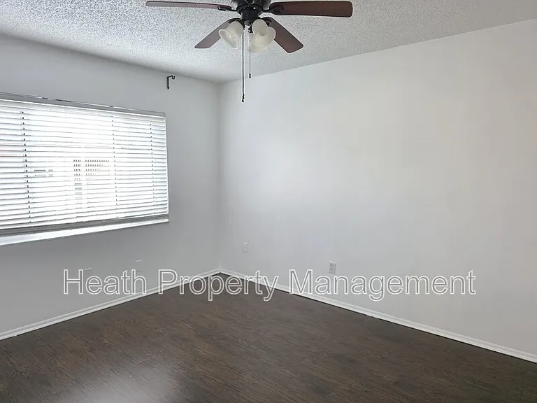 605 N Keene Rd #C — Photo 9