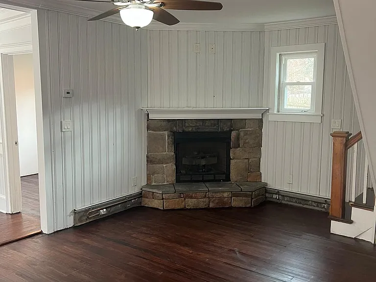 75 Manor Rd — Photo 10
