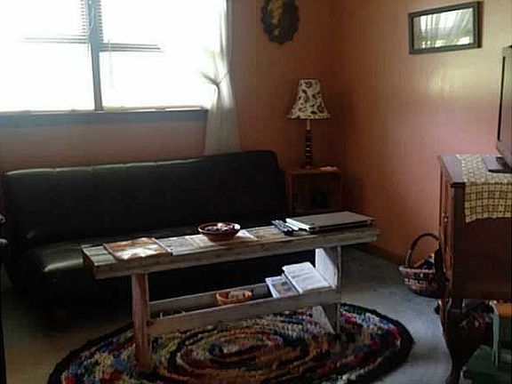 4th image of 3059 Tamarack Dr