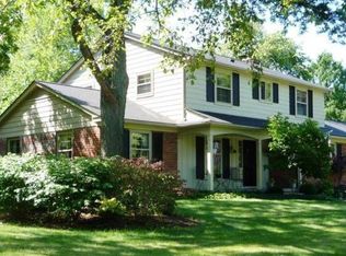 858 Dowling Rd, Bloomfield Hills, MI 48304