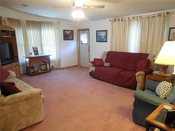 3rd image of 419 Tivoli Park Dr