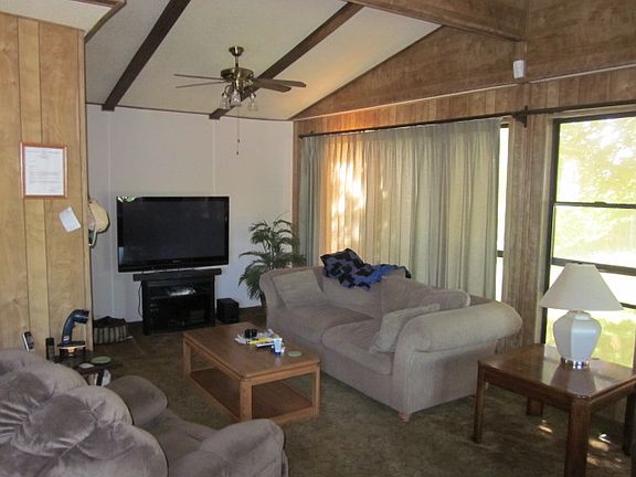 4th image of 665 Yuba Ave