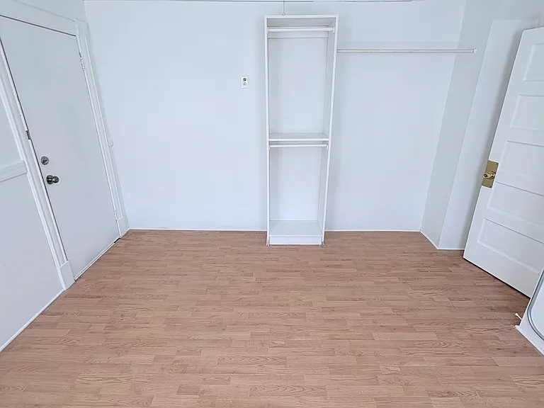 90 West St #2L — Photo 5