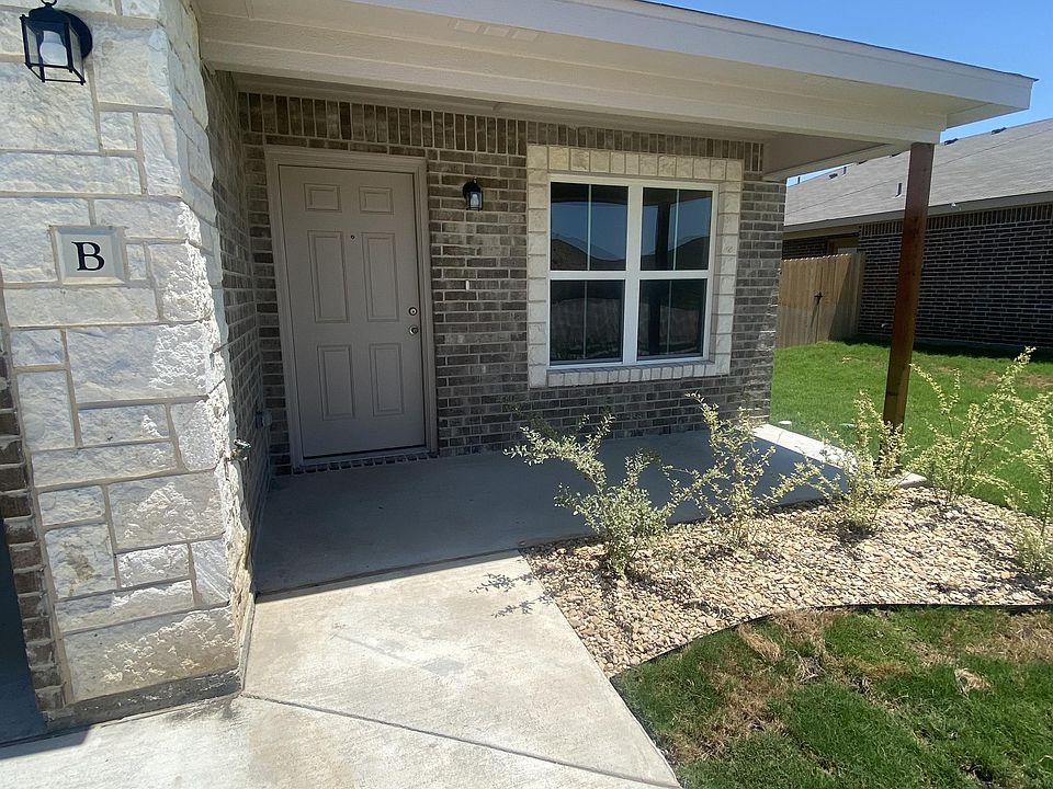 1st image of 5909 Cordillera Dr #B