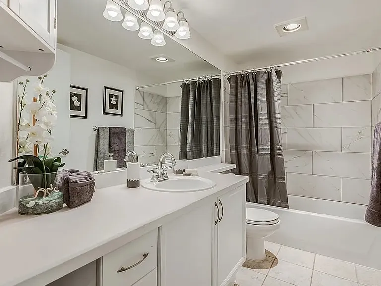 9910 NE 137th St #B207 — Photo 10