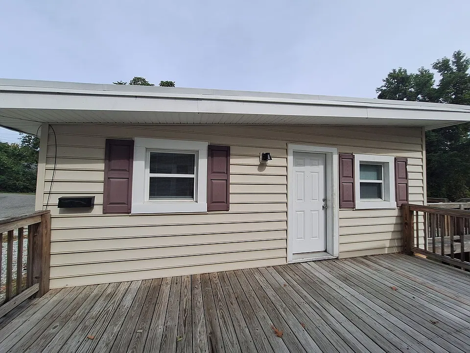 140 South Ave