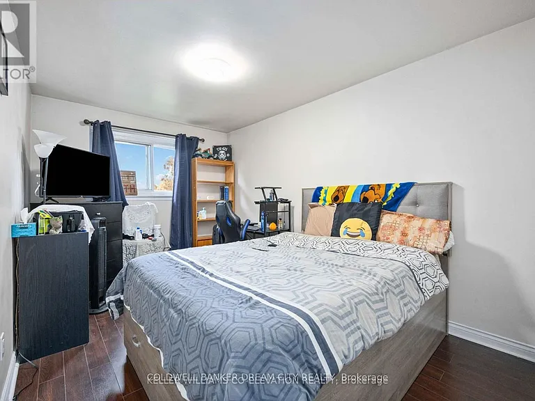 3073 Ireson Ct #UPPER — Photo 11