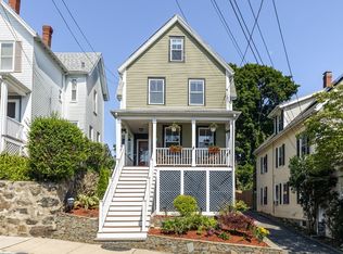87 Pine St, Malden, MA 02148