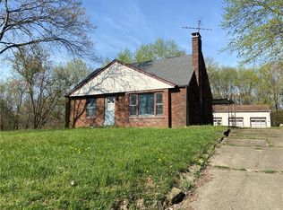 424 Concord Circle Rd, Beaver Falls, PA 15010