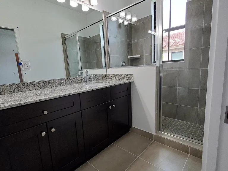 2022 Oysterwood Ln — Photo 4