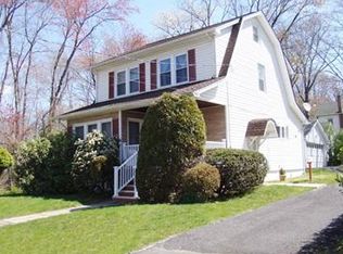 148 Madison Ct, Livingston, NJ 07039