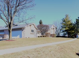16245 Lake Villa Ave, Tinley Park, IL
