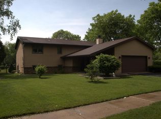 3002 Greenway Trl, Madison, WI 53719