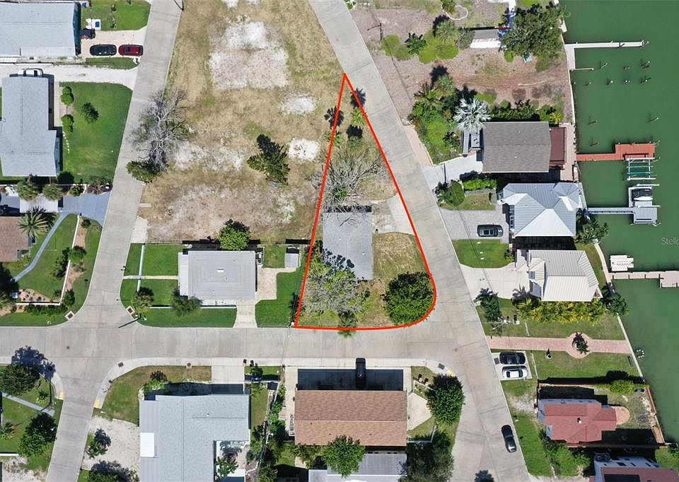 1st image of 330 133RD AVENUE E