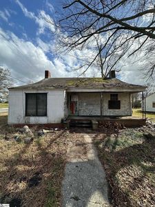 306 N Marion St, Joanna, SC, 29351
