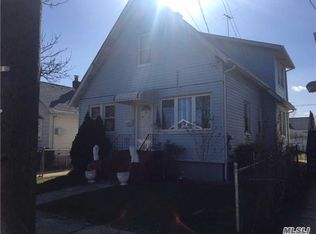 85-22 262 Cs St, Floral Park, NY 11001
