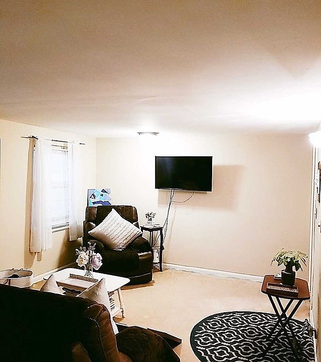 2nd image of 275 Grand Ave APT 14A