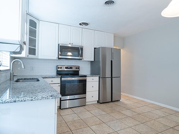 3rd image of 3753 Benson Ave N