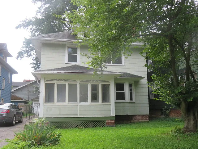 211 Ellicott St — Photo 1
