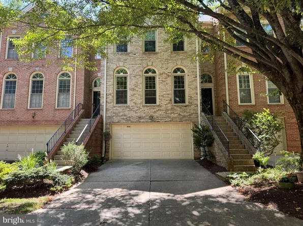 7838 Oracle Pl, Rockville, MD 20854