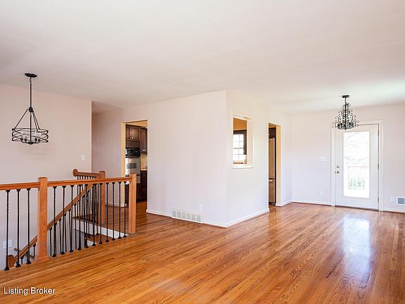 3rd image of 2809 Conroy Pl