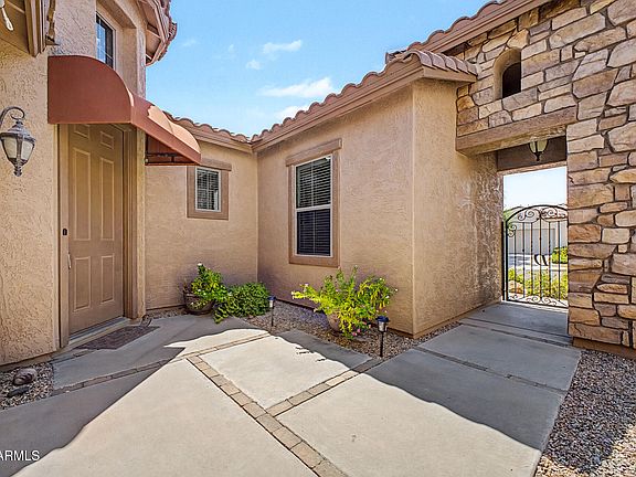 4th image of 3632 E SAN CARLOS Place