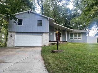 27021 Killian Ln, Elkhart, IN