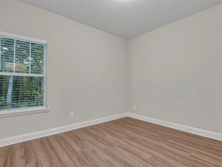 120B Smithfield Dr — Photo 28
