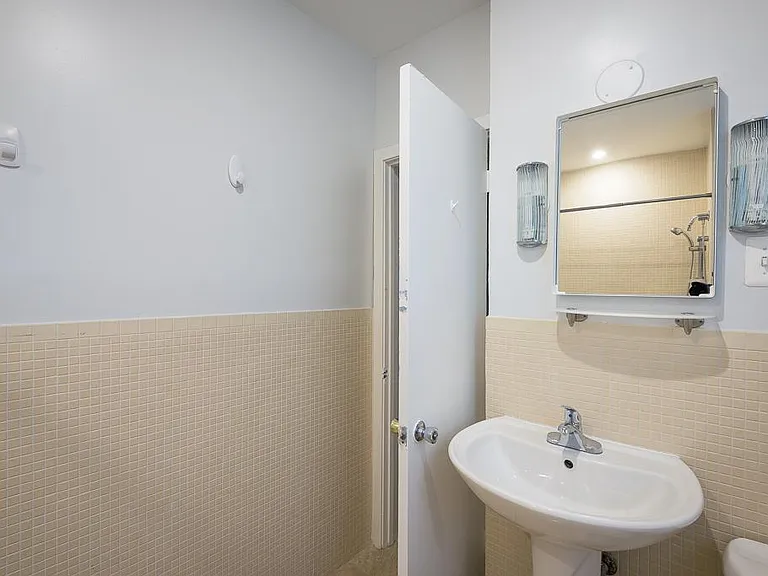 1855 15th St NW #206 — Photo 13