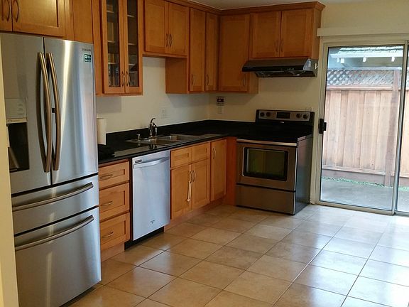 5th image of 149B Kittoe Dr Unit B