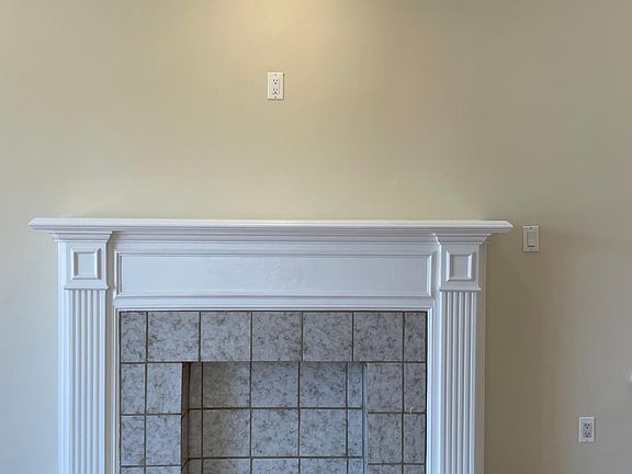 5th image of 517 N Gardner St