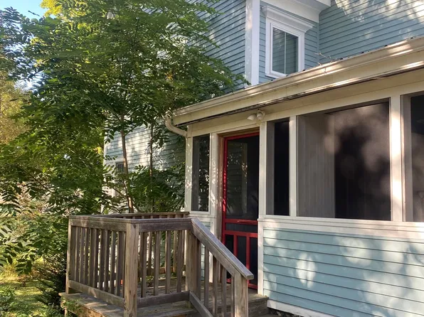 193 Brunswick Ave #2, Gardiner, ME 04345