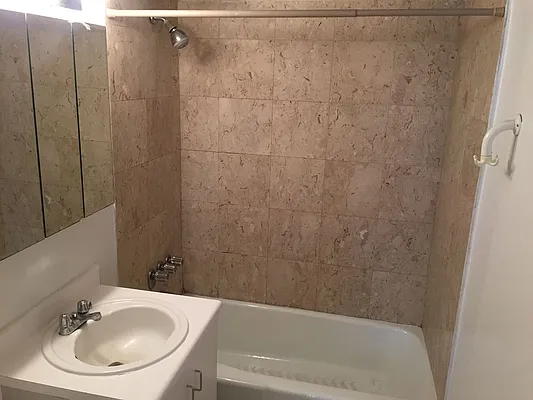 Rented by Sky Management | media 41