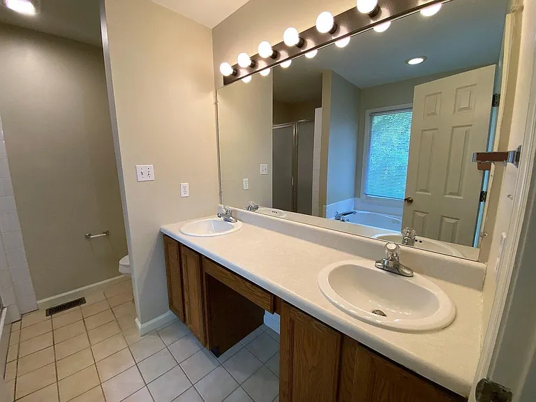 2707 Dee Peppers Dr — Photo 17