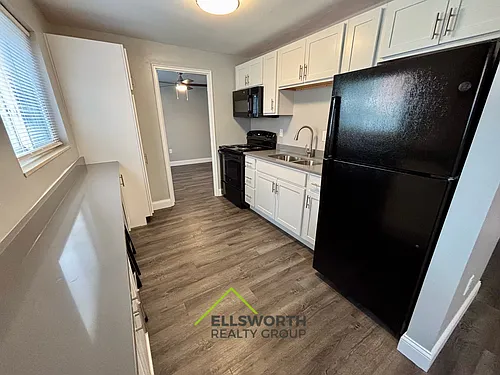 2204 Lawn Ave #1 Photo 1