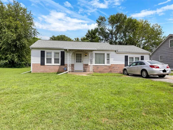 205 Julian Ave, Cahokia, IL 62206