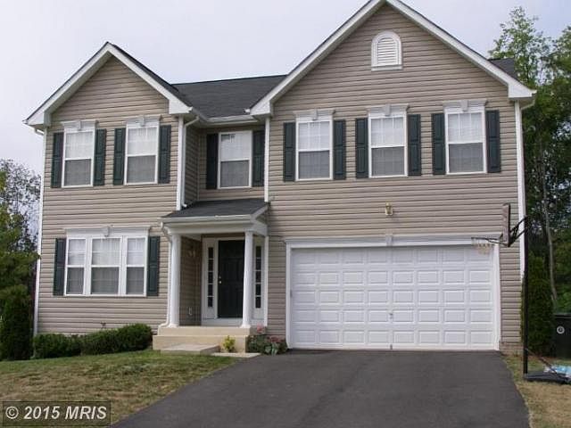 1st image of 723 Holly Crest Dr