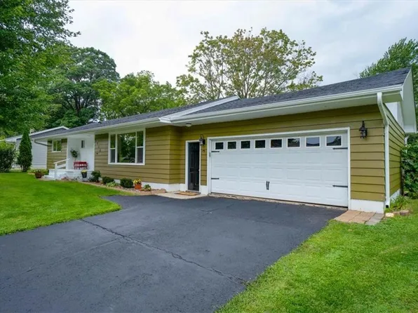 1044 West Spruce Street, Chippewa Falls, WI 54729