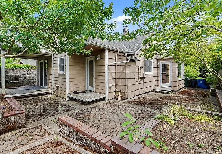 2151 Winter St SE — Photo 26
