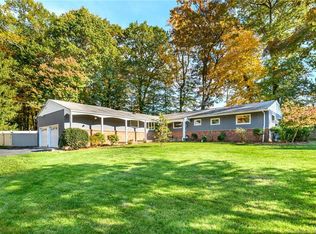 3 Thorp Ln, Norwalk, CT 06850