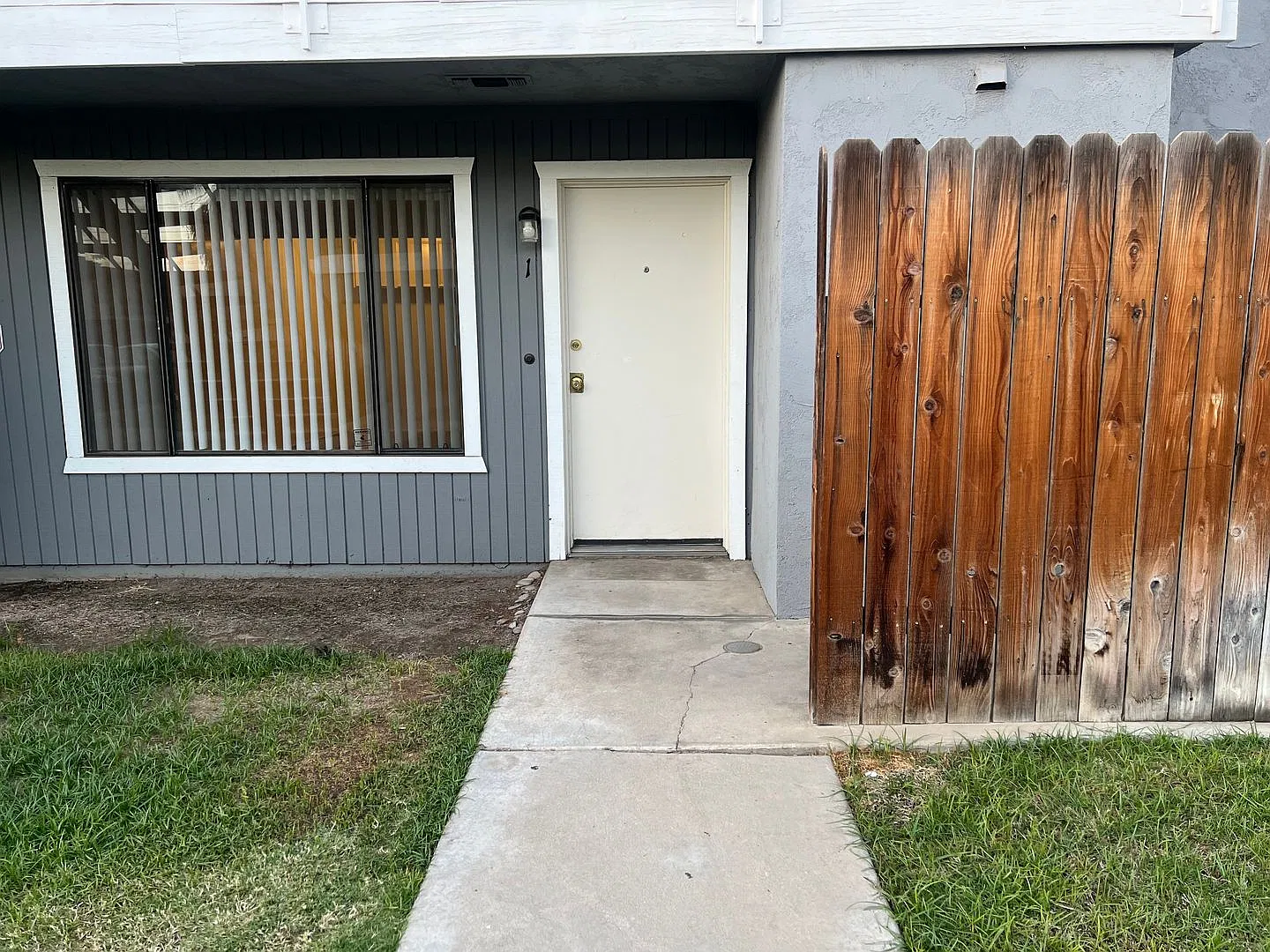 1801 S. Real Rd. #1 - Downstairs Apartment — Photo 2